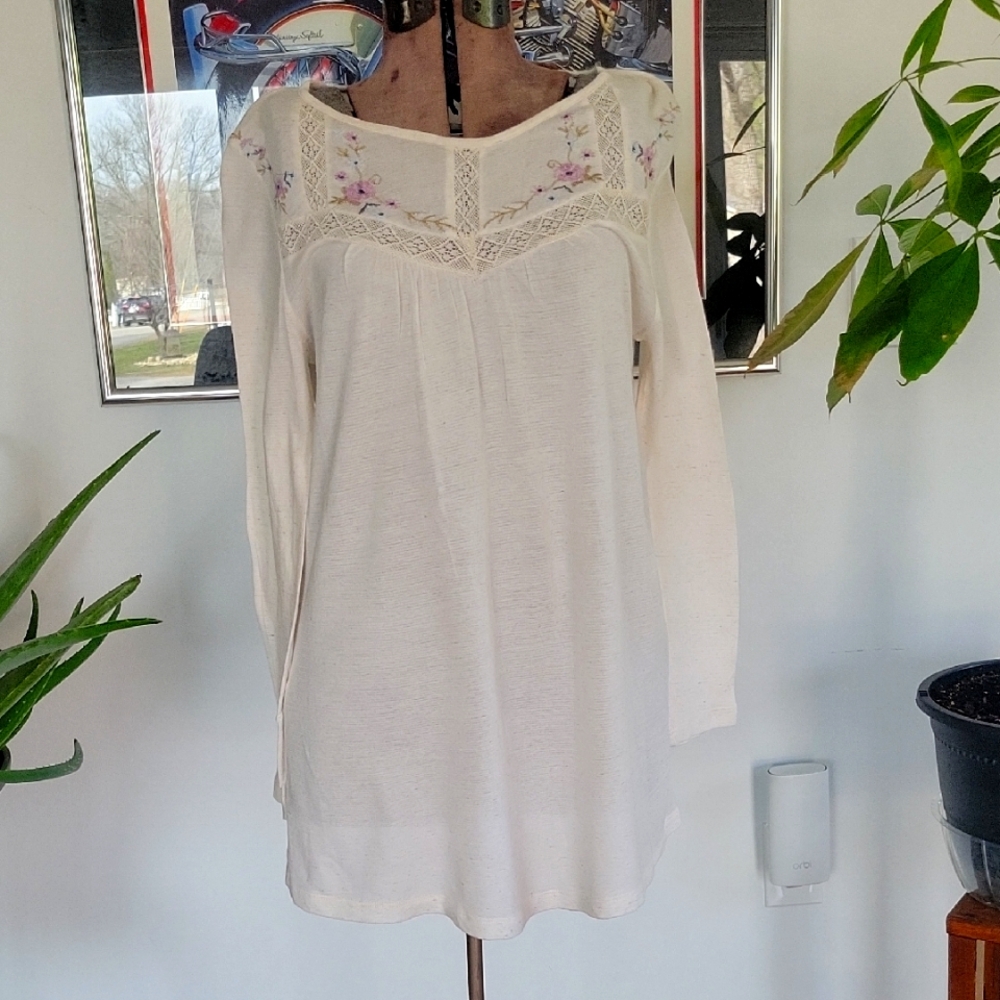 Lucky Brand Top Medium Cream